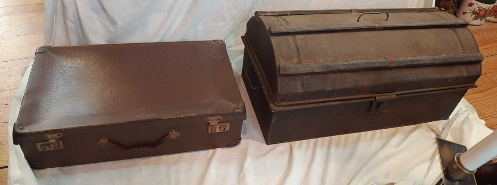 Pequeno Baú Metal Mala Cartão