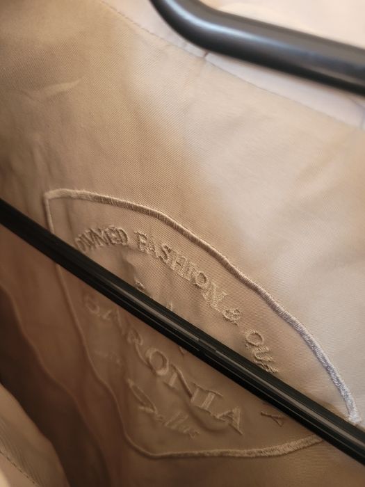 Kurtka beżowa Baronia