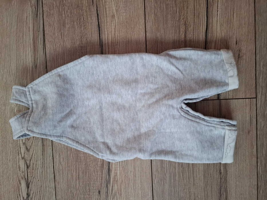 Spodnie ogrodniczki dla noworodka rozmiar 56cm