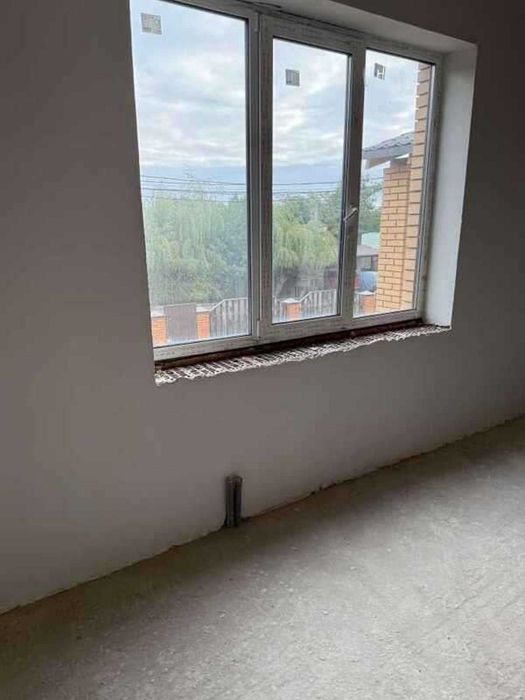 Ваш Сосновий Рай: Котедж Мрії в Гореничах