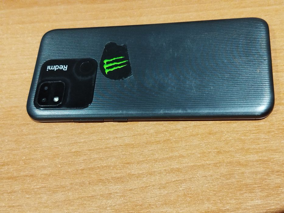 Redmi 10A used.64343225308930123