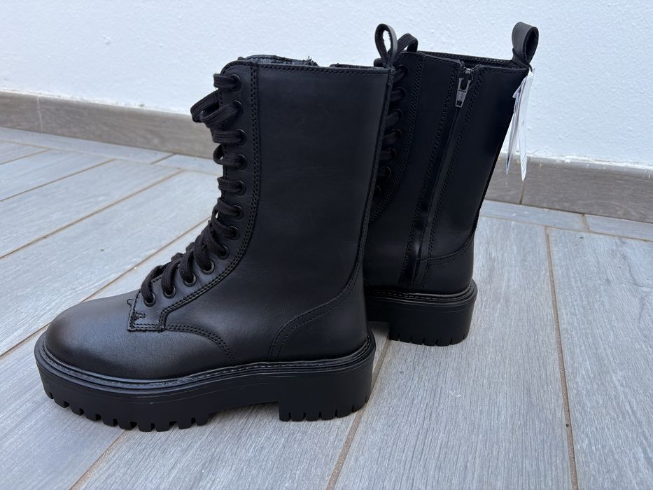 Botas pretas em pele MANGO [36]