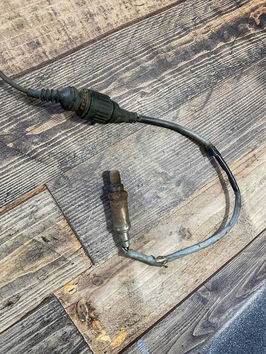 Лямбда-зонд датчик кисню BMW E30 E36 E34 E32 E38 E46 Z3 1.6i-5.0i 0258003231