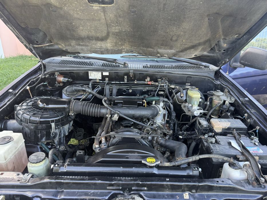 Toyota Hilix 5 lugares