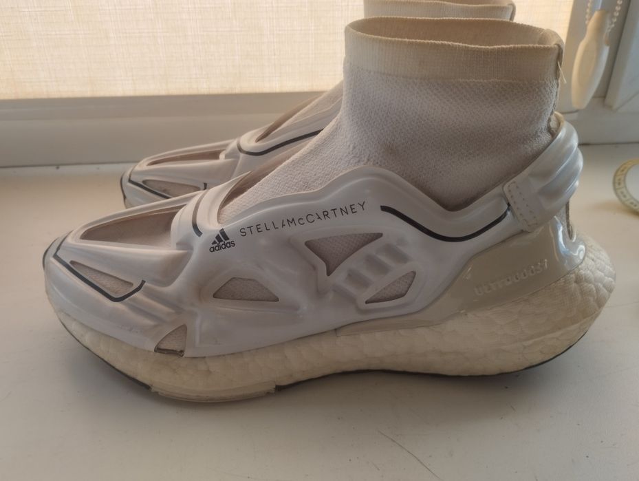 Adidas by Stella McCartney. Кросівки шкарпетки