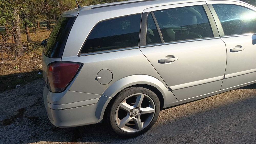 Para peças Opel Astra H SW 1.7CDTI ano 2004