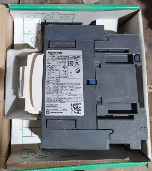 Контактор Шнайдер LCD50AM.7AP, LC1D25F7, КМИ 49512