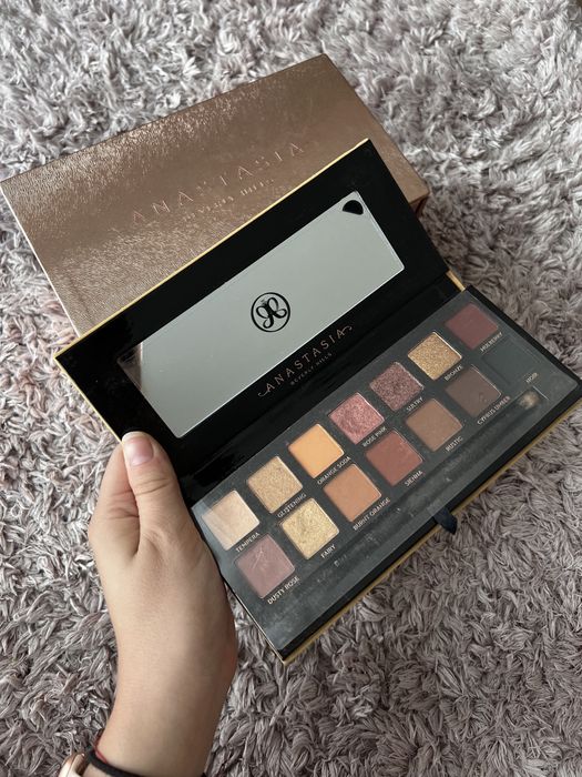 zestaw palet anastasia norvina soft glam modern renaissance