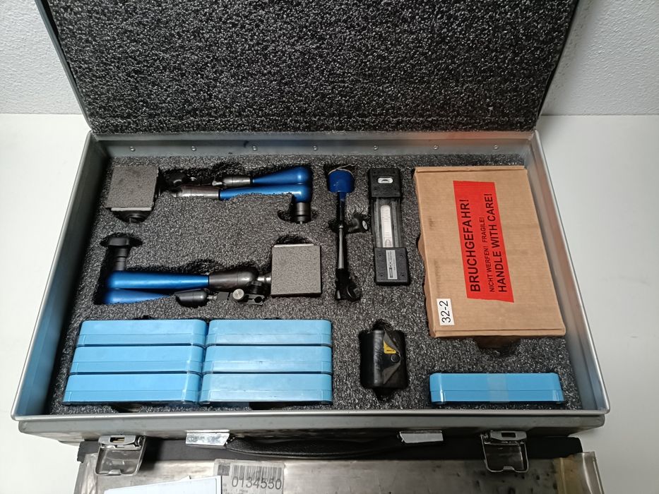 Mala ATORN com ferramentas e acessórios de torneiro