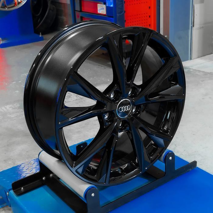 FABRYCZNIE NOWE Oryginalne Felgi Audi 18" A3 A4 A6 A8 Q2 Q3 TT