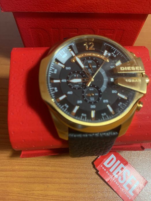 Relógio Diesel Preto & Dourado