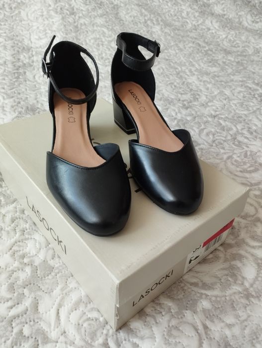 Buty skórzane Lasocki 36 rozmiar