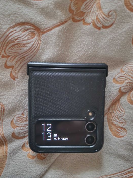 Samsung Galaxy Z flip4