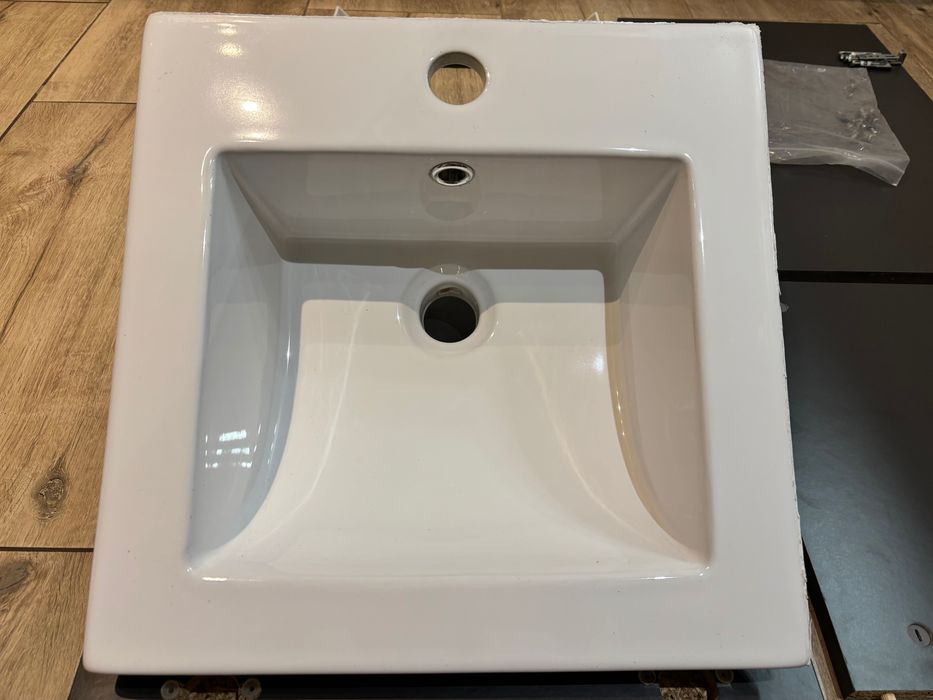 Szafka z umywalką kolor antracyt - bez baterii