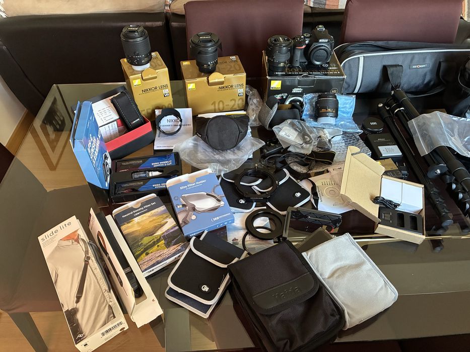 Conjunto Nikon D5500 com objetivas, tripe, baterias, mochilas  e mais acessorios