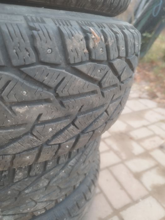 kormoran suv stud 225 60 17 зимові шиповані на дисках  5 114.3 jeep