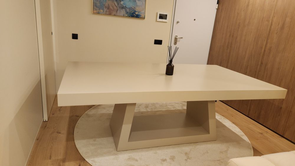 Mesa de Jantar lacada