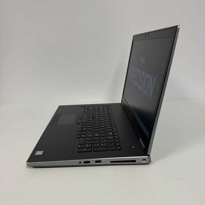 Dell Precision 7740 17.3" FHD IPS i7-9750H 16GB DDR4 SSD256GB Quadro RTX 3000 6GB