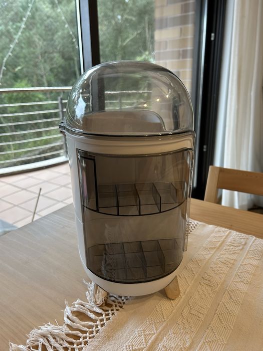 Caixa organizadora maquilhagem