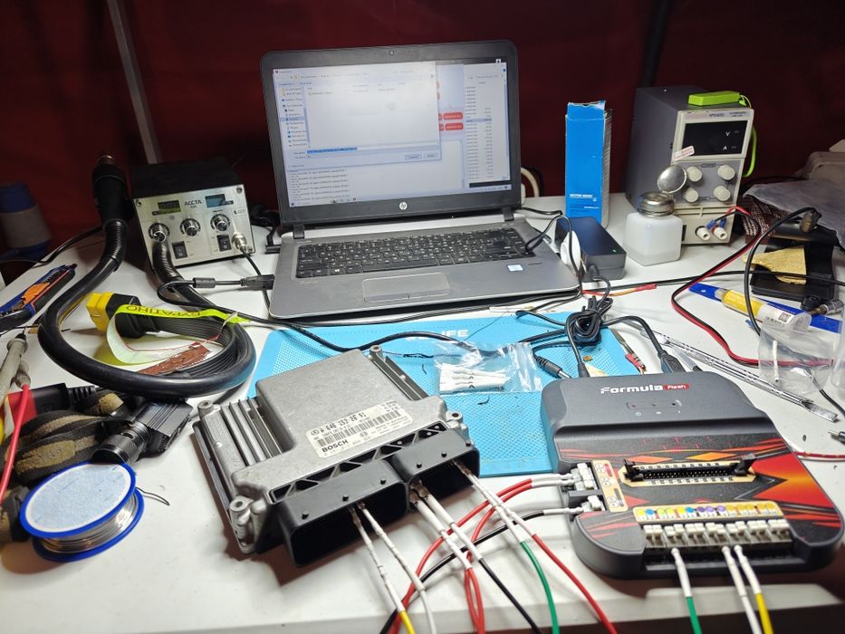 Ремонт та прошивка блоків управління ЄБУ ECU Renault, Dacia