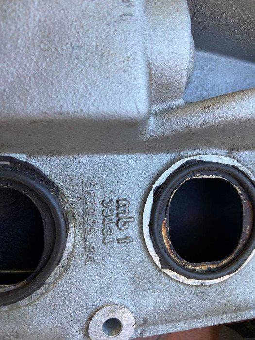 90411870 Opel Omega B коллектор впускной