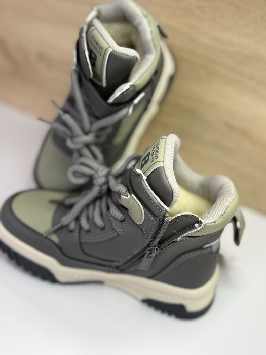 Зимові кросівки р.32-37