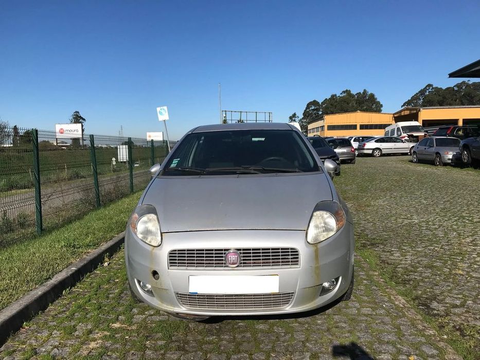 Fiat Punto Evo 1.2 5P 2010 - Para Peças