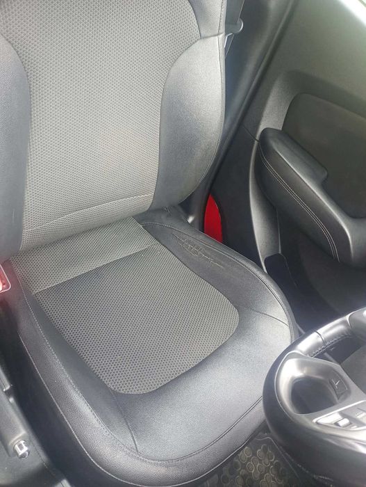 Samochód osobowy HYUNDAI IX35
