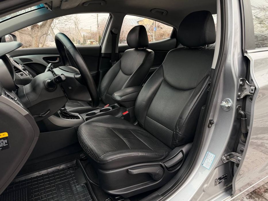 Продам Hyundai Elantra Хундай Елантра  2014 Dizel Avtomat