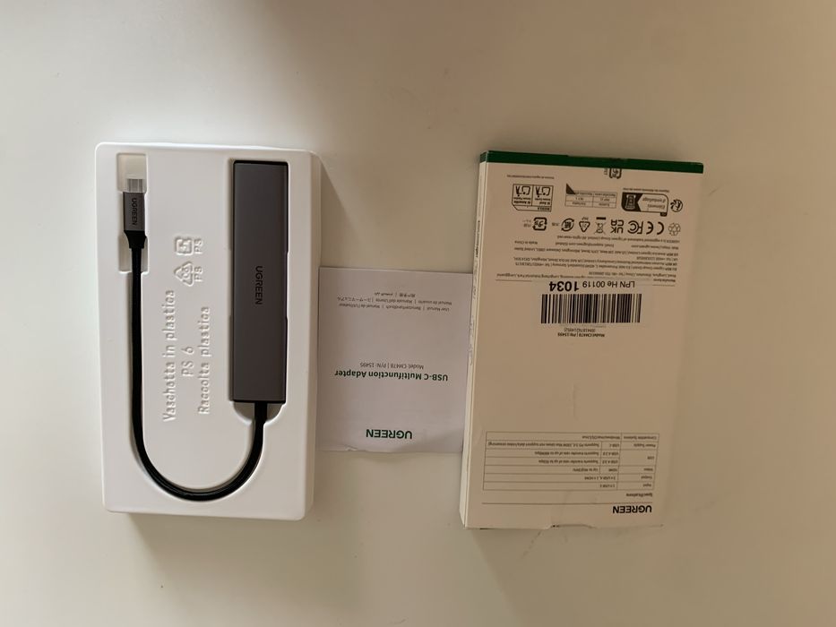 Продам USB-хаб UGREEN CM478