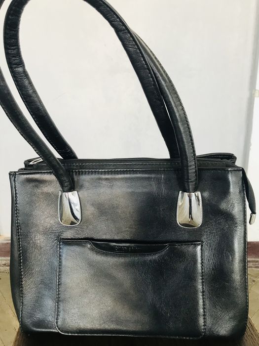 Продам сумку шкіряну ,чорний колір розмір 34/24