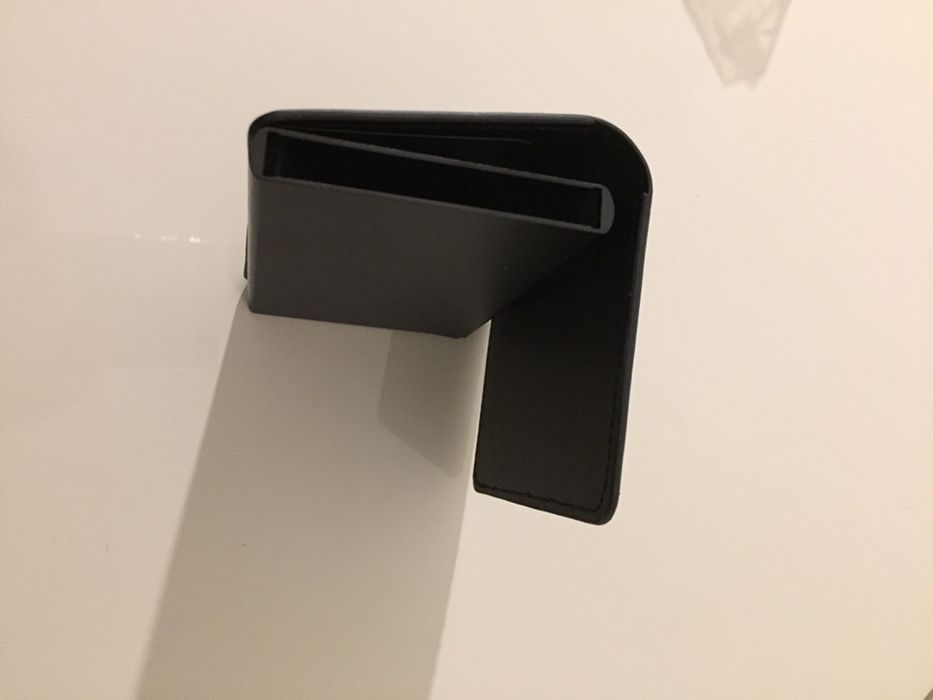 Carteira homem (nova) - Castanha/Preta