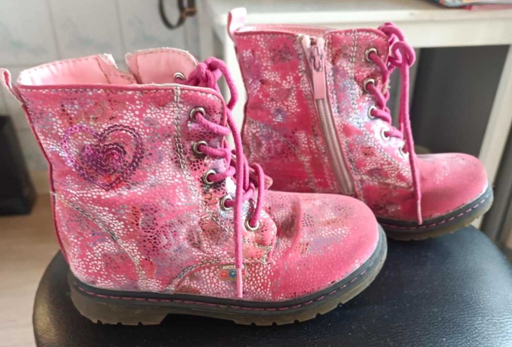 Buty dziewczęce nr 27