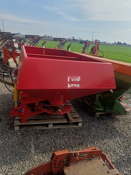 Rozsiewacz Lely Tulip Centerliner 1200l