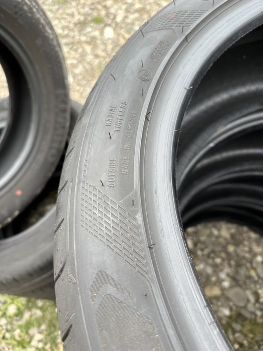 235/45/19 Good Year Eagle F1 Asymetric 5