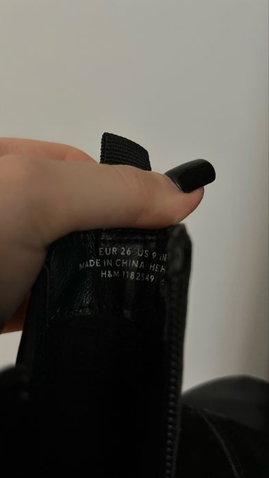Продам дитячі черевички H&M