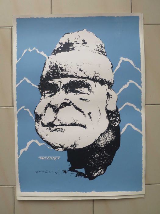 Cartazes com caricaturas políticas