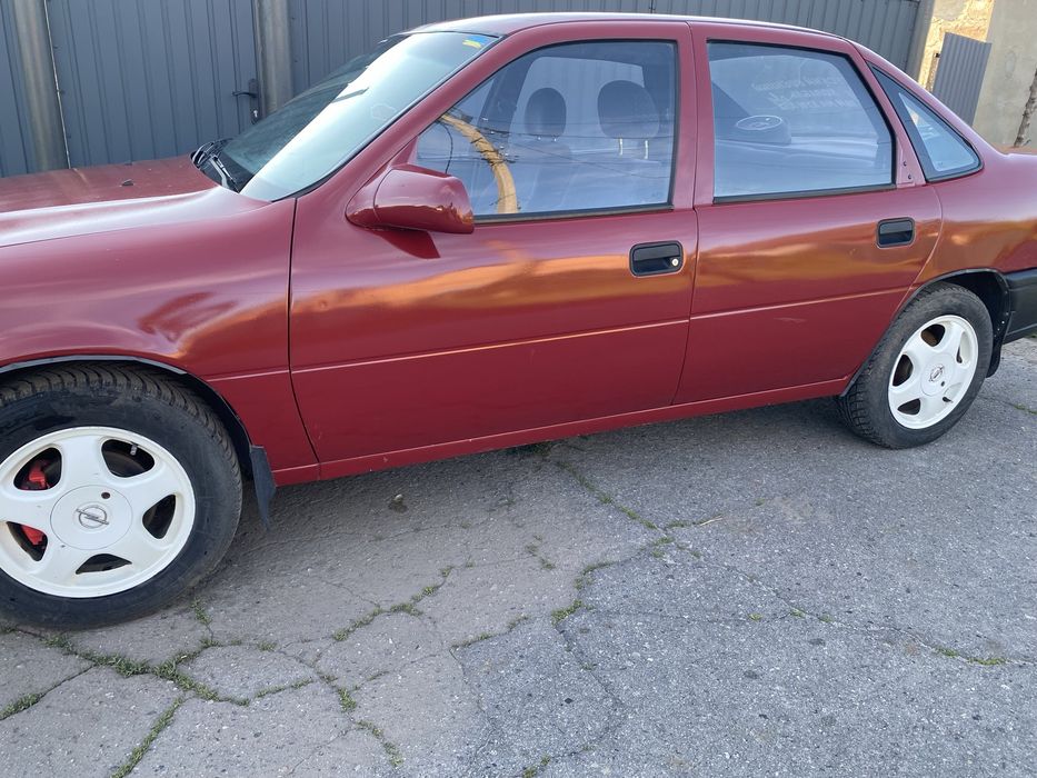 Opel Vectra A 2.0 газ/бензин