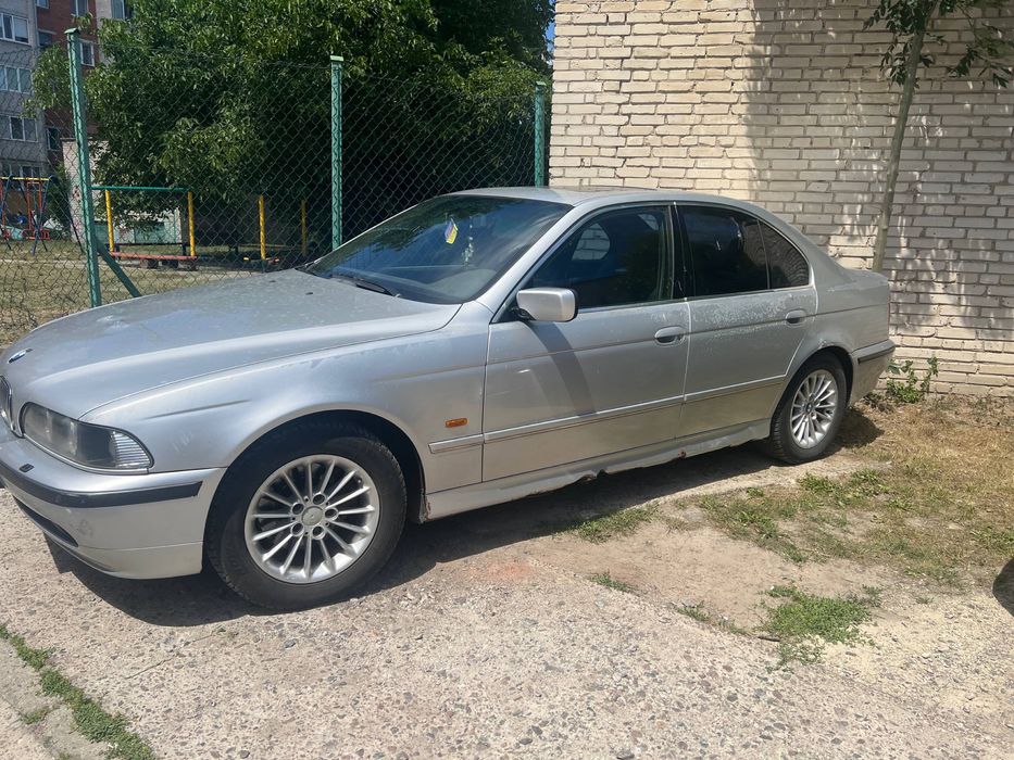 Продам BMW E39 535