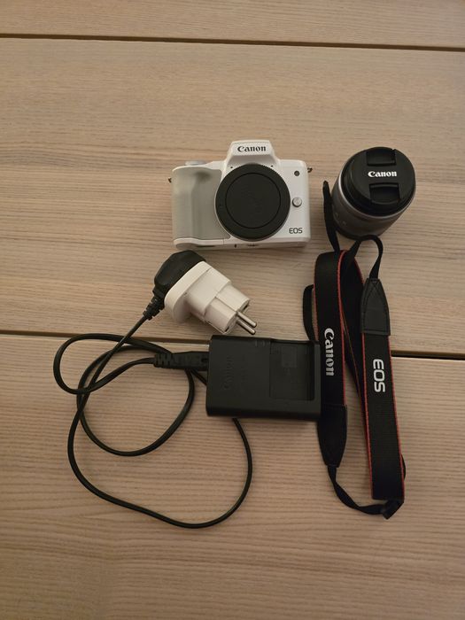 Canon EOS M50 Branca
