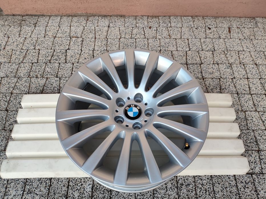 Oryginalna alufelga BMW F01  19 cali 8,5J x 19