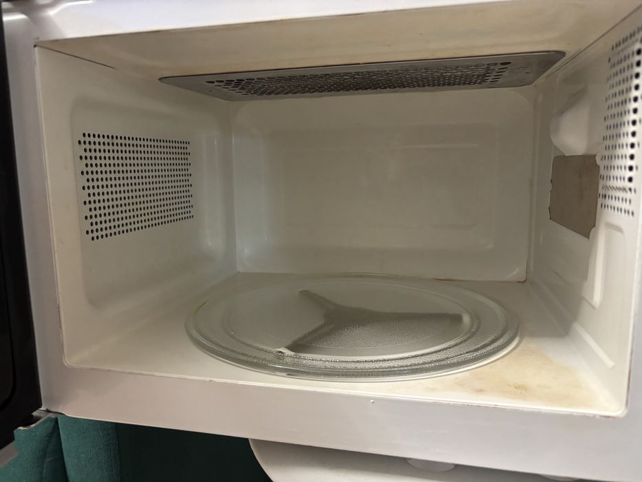 mikrofalówka Amica szara