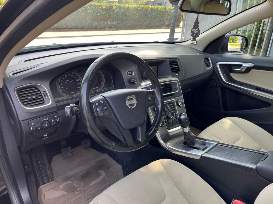 Volvo S60 2.0T 203KM