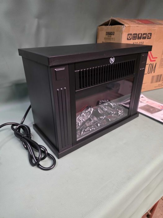 Elegancki kominek elektryczny 600/1200W realistyczny płomień LED