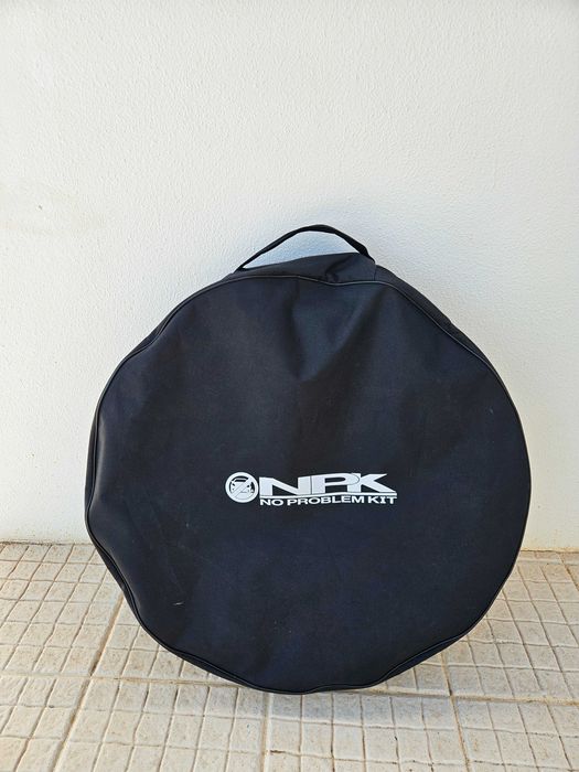 Roda de emergência nova