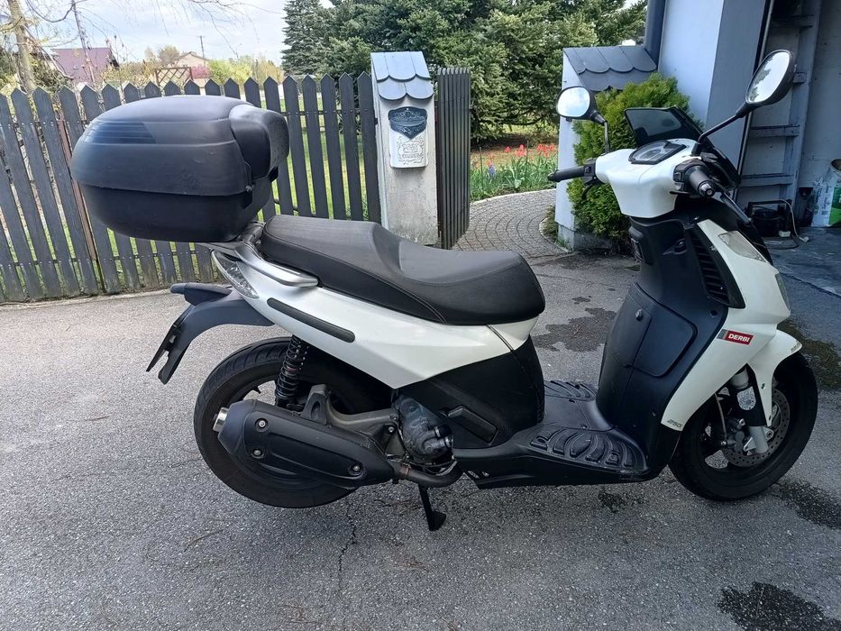 Skuter Derbi Rambla 250i