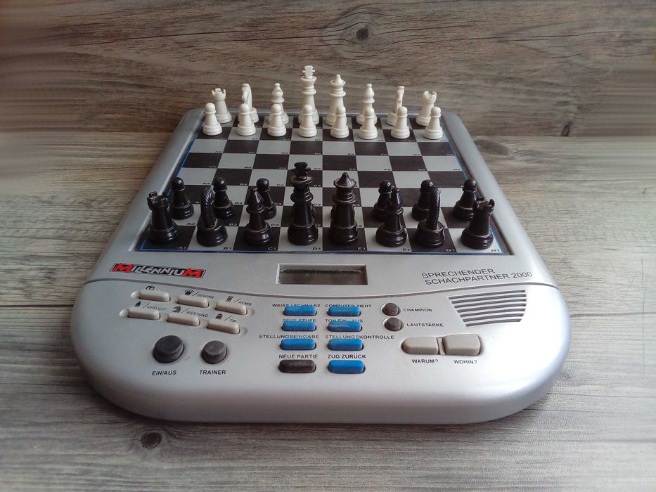 szachy, mówiący partner szachowy millennium