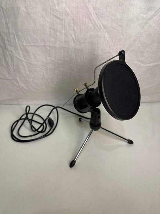 Дротовий мікрофон для стримів