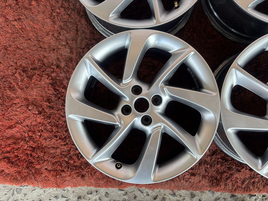 Original Opel Adam Corsa E D Astra Vectra Corsa Combo Hyundai Kia Daewoo Chevrolet R17 4x100