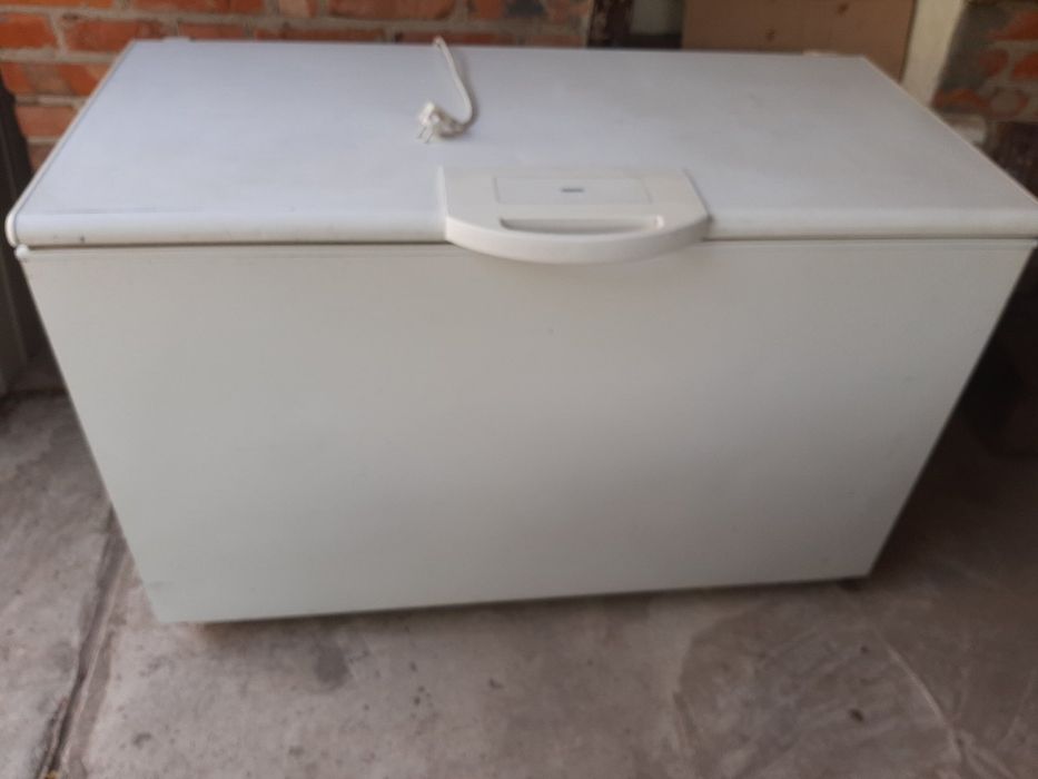 Морозильник горизонтальный Zanussy, морозилка, ларь 400л